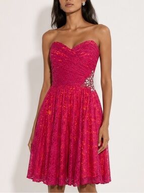 XSCAPE Strapless Sweetheart Fuchsia Lace Cocktail Dress Size 6